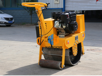 網(wǎng)上購(gòu)買小型壓路機(jī)能找到信得過廠家嗎？