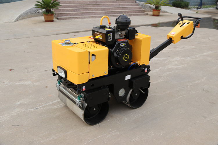  購買壓路機是振動壓路機好還是靜作用壓路機好？