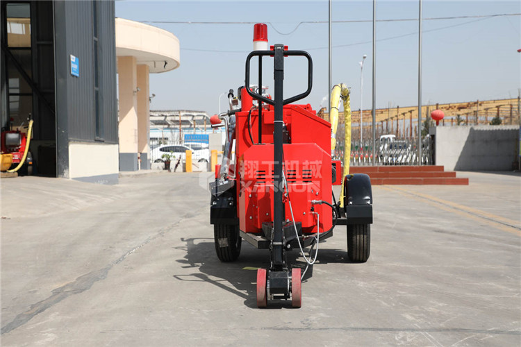 車載式灌縫機(jī)與普通灌縫機(jī)的不同之處，給你列好了