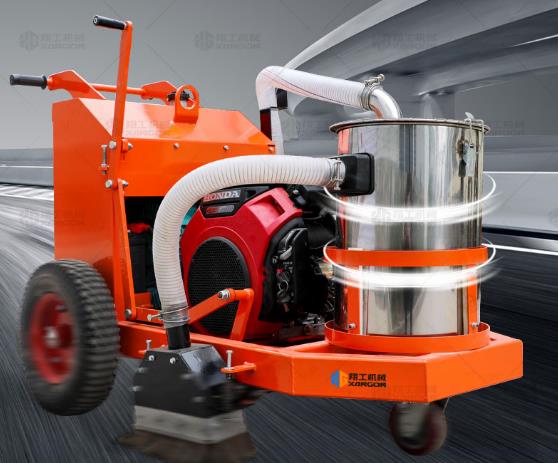 路面開(kāi)槽機(jī)帶有吸塵功能，性能是關(guān)鍵