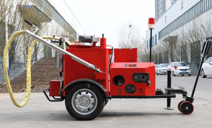 瀝青灌縫機磨合期，操作對了嗎