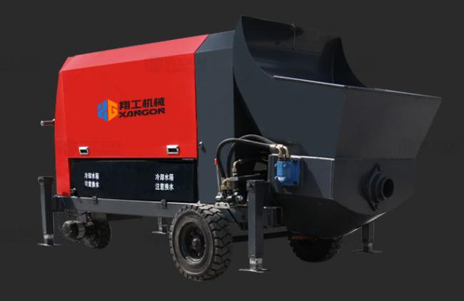 混凝土輸送泵雙控操作模式，靈活使用